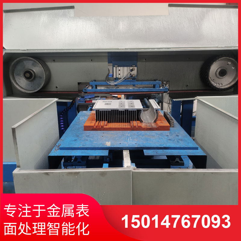 鋁材(cai)直紋(wen)拉絲機定(ding)製(zhi)